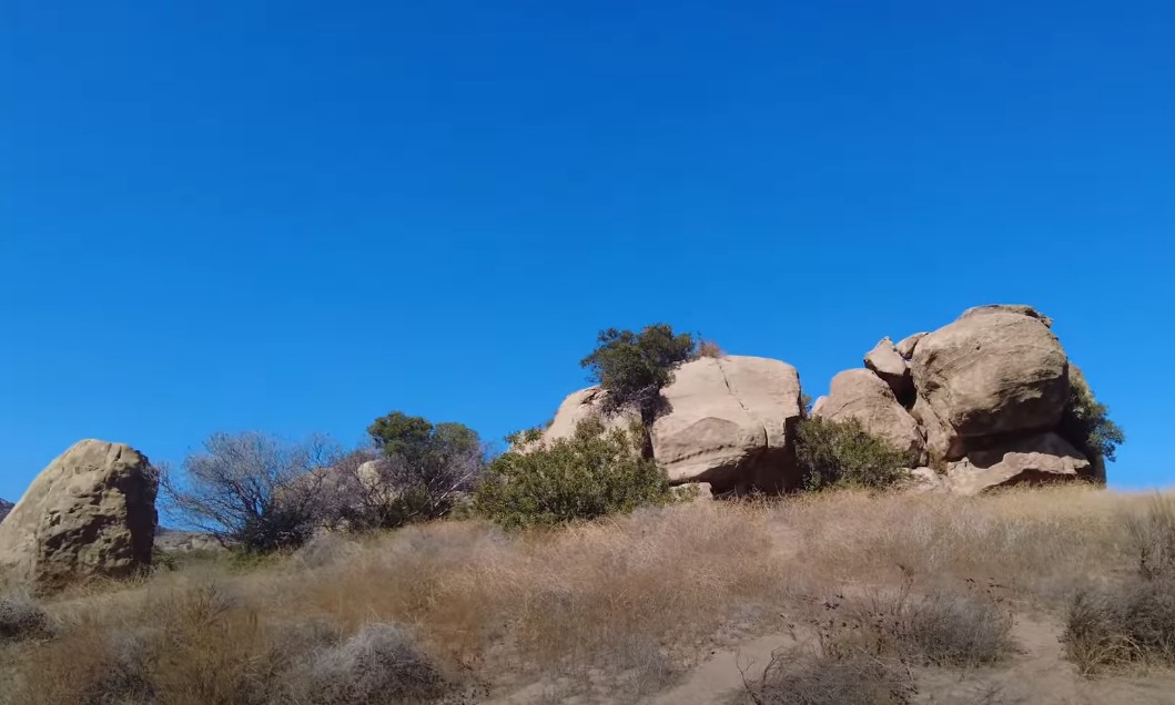 Spooky hikes Los Angeles